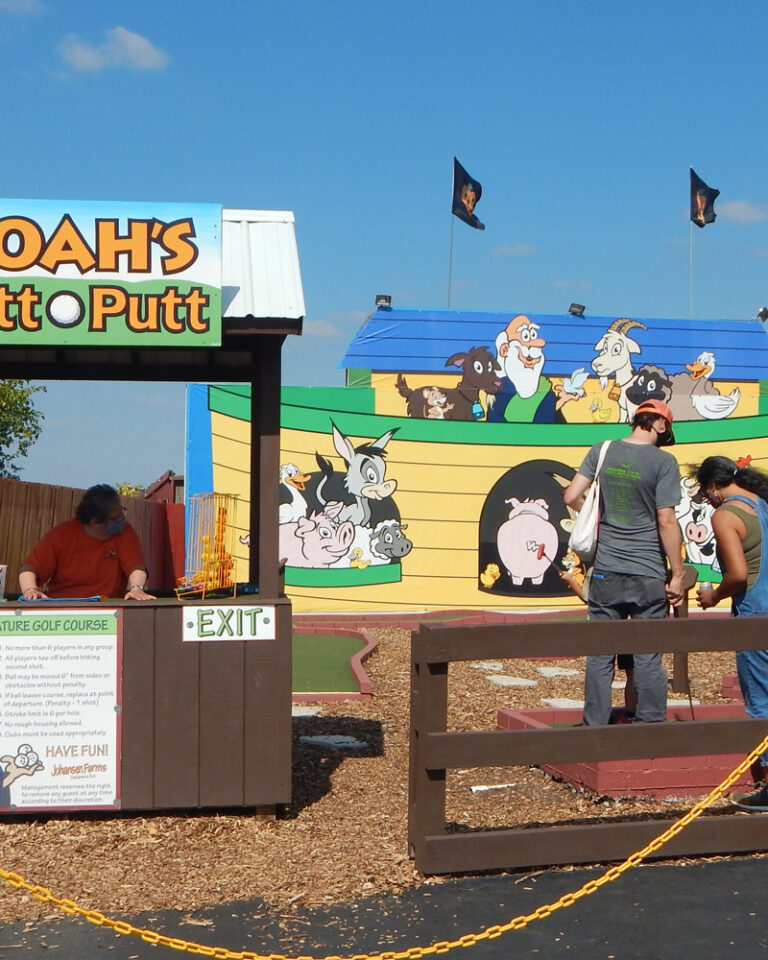 Johansen Farms Nursery & Garden Center FALL Rides & Attractions